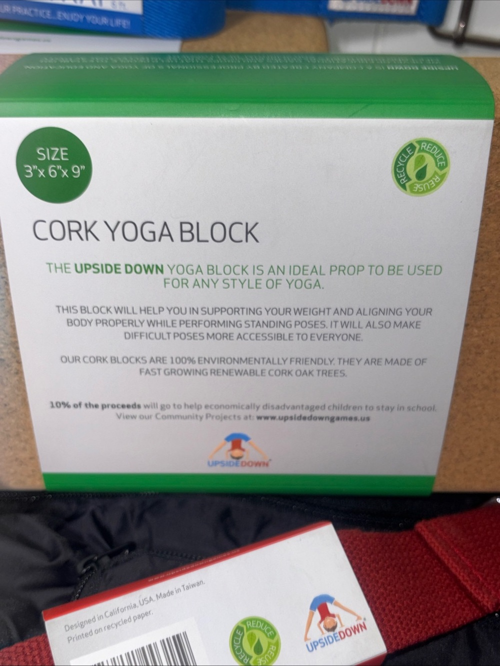 2 Cork Yoga Blocks & 2 Straps Red/blue Including Yoga Black Bag 5 Piece Set New - Picture 13 of 15